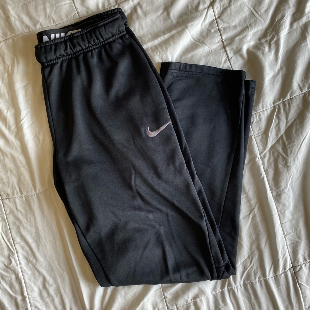 Nike Mens Medium Black Sweatpants with Embroidered Logo